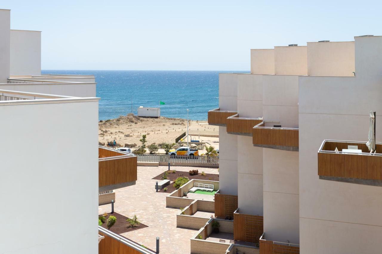 Luxury Beachfront Penthouse El Médano Extérieur photo